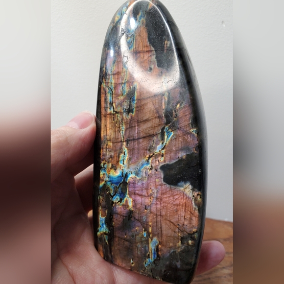 Labradorite Crystal Freeform 1.28 pounds - Picture 12 of 12